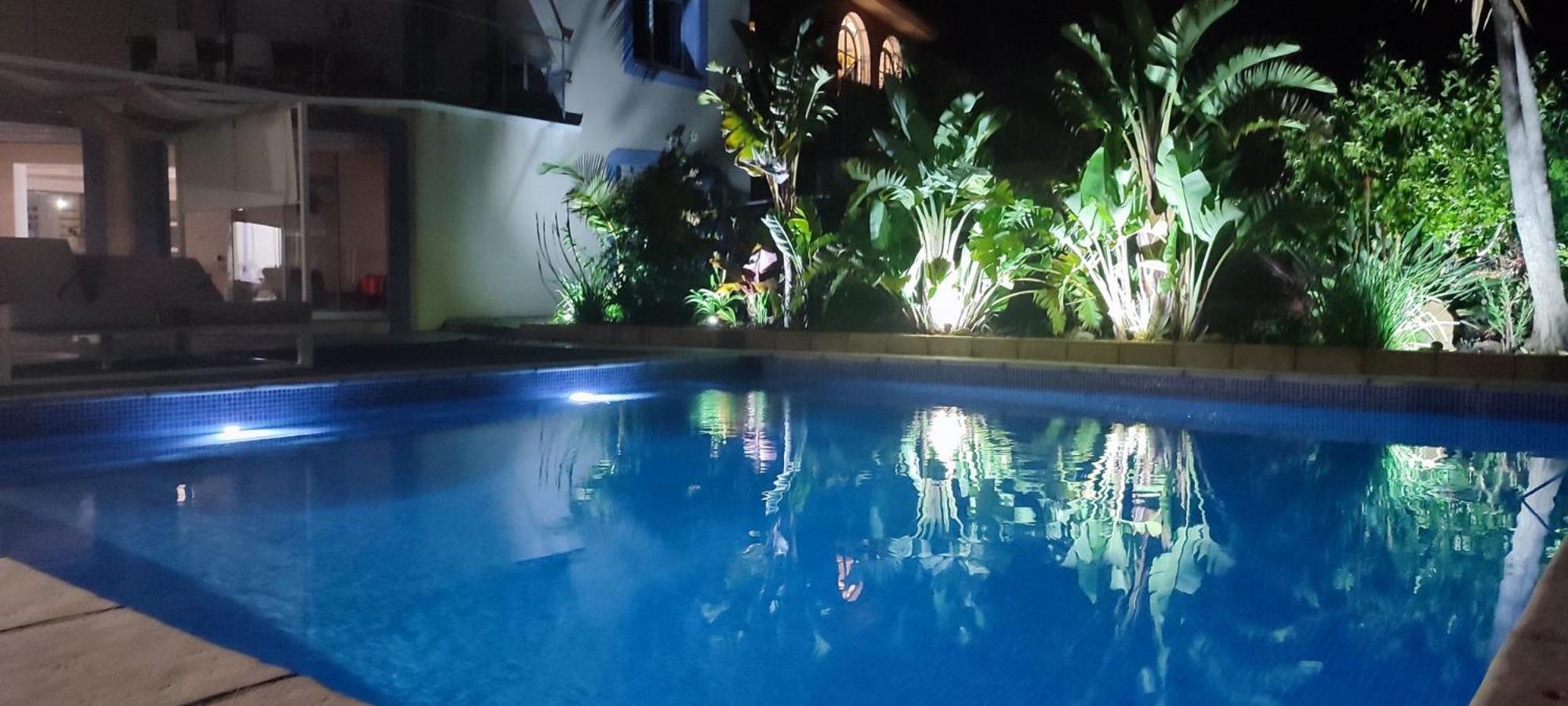 לה קיוטאט Villa Andalucia, Pisc Chauf Mai A Sept מראה חיצוני תמונה